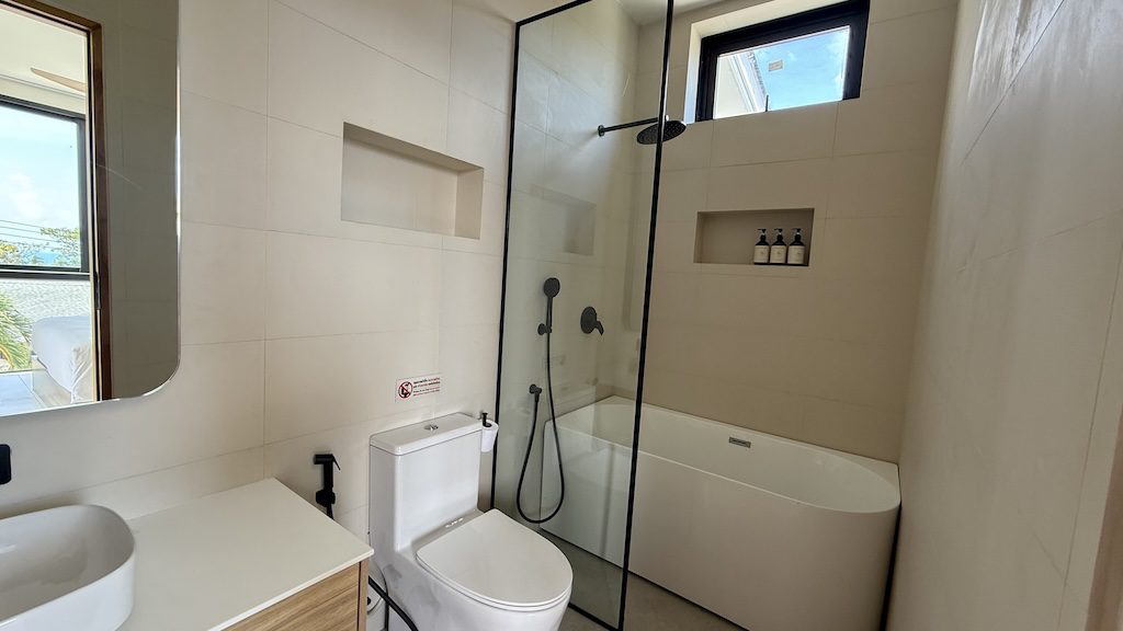 Chaweng Noi Three Bedroom Property Bathroom
